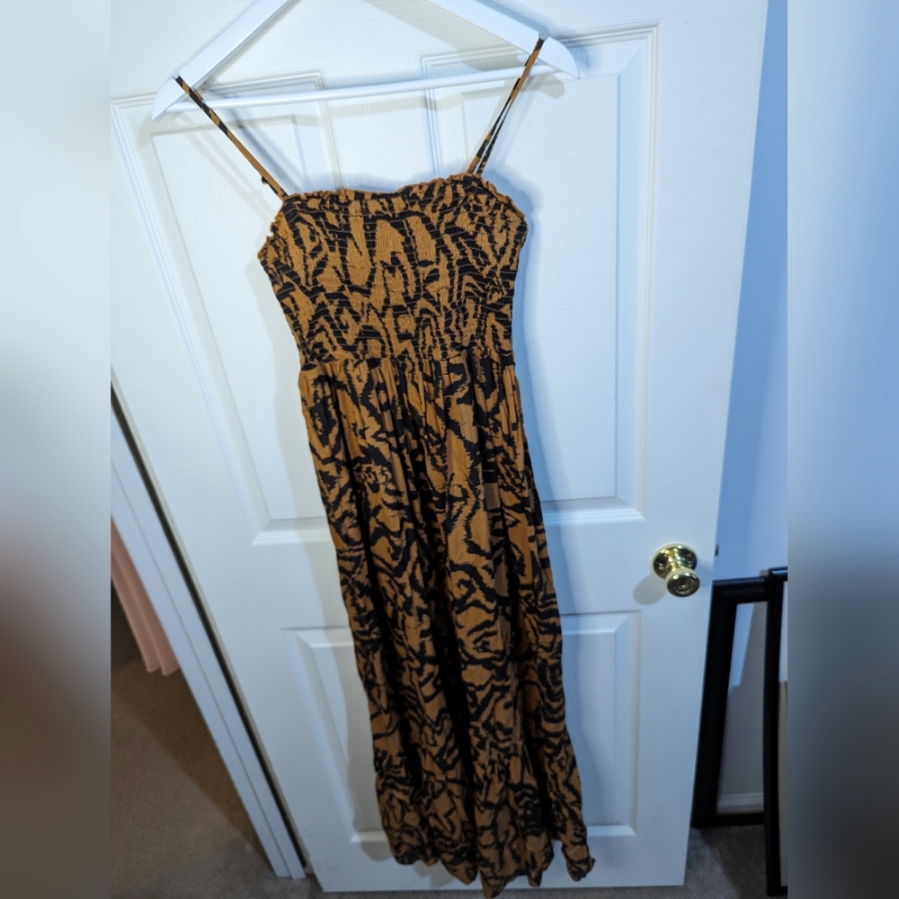 Anthropologie Smocked Maxi Dress in brown & black NWT size XS